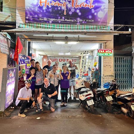 9Trip Stay In Soho Residence - 3 Bedrooms Apartment In District 1, Next To Bui Vien Walking Street - Free Saigon Nightlife Walking Tour Хошимин Экстерьер фото