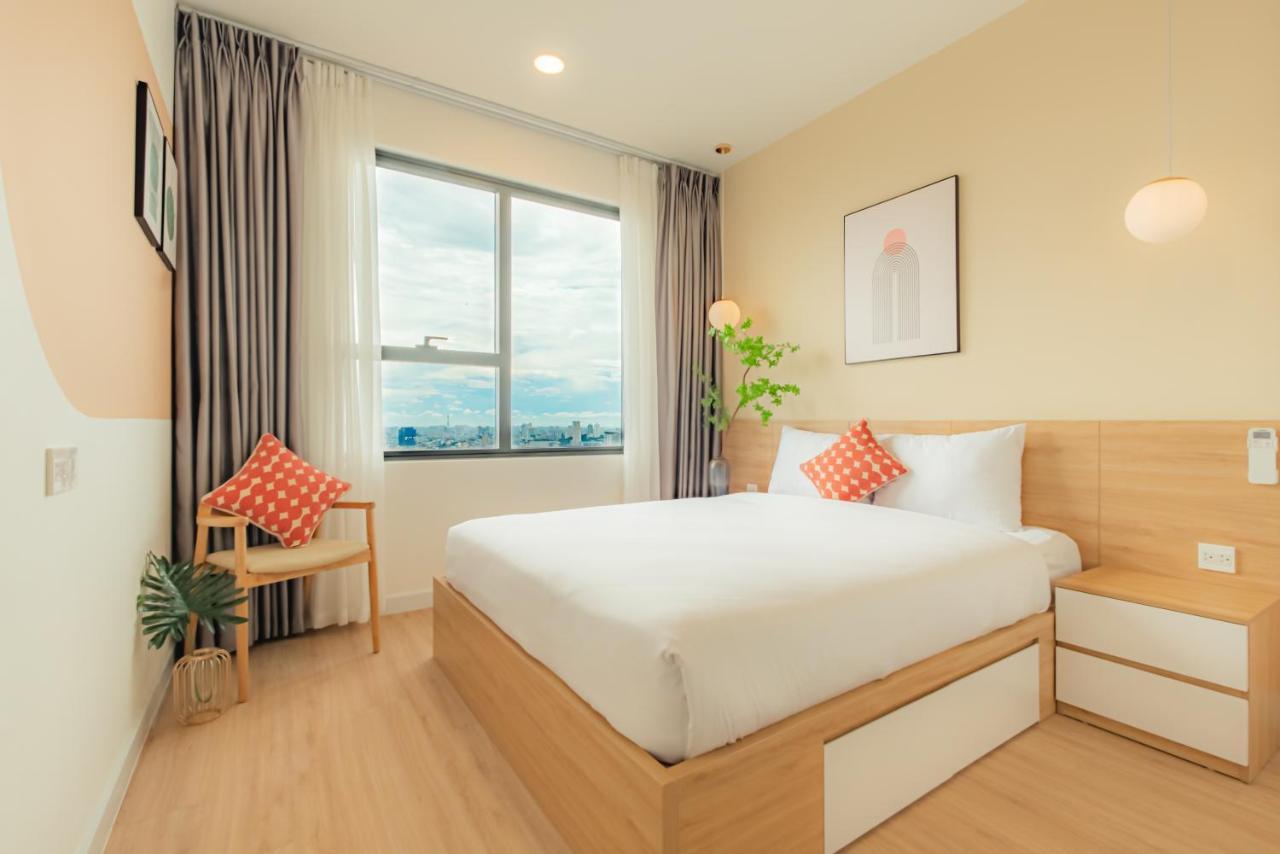 9Trip Stay In Soho Residence - 3 Bedrooms Apartment In District 1, Next To Bui Vien Walking Street - Free Saigon Nightlife Walking Tour Хошимин Экстерьер фото
