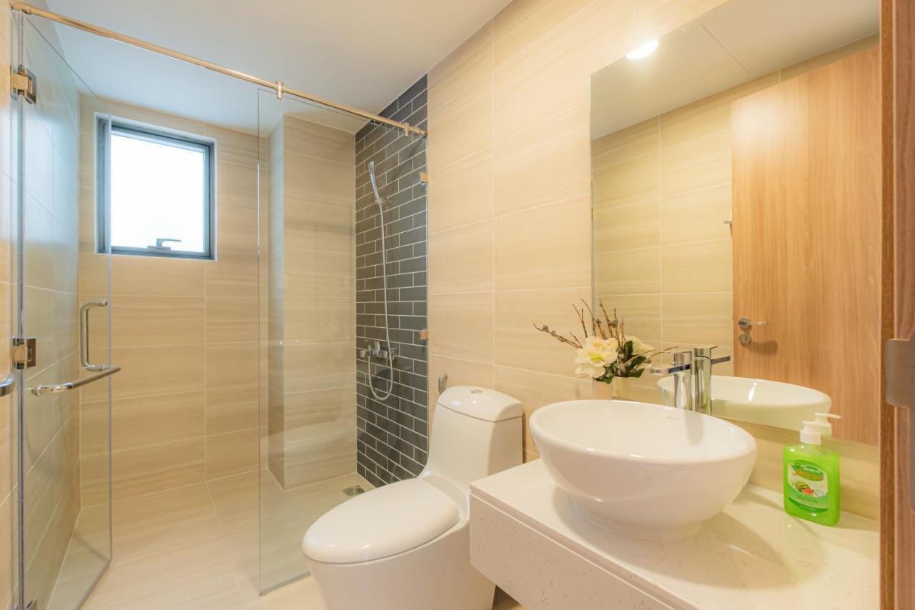 9Trip Stay In Soho Residence - 3 Bedrooms Apartment In District 1, Next To Bui Vien Walking Street - Free Saigon Nightlife Walking Tour Хошимин Экстерьер фото