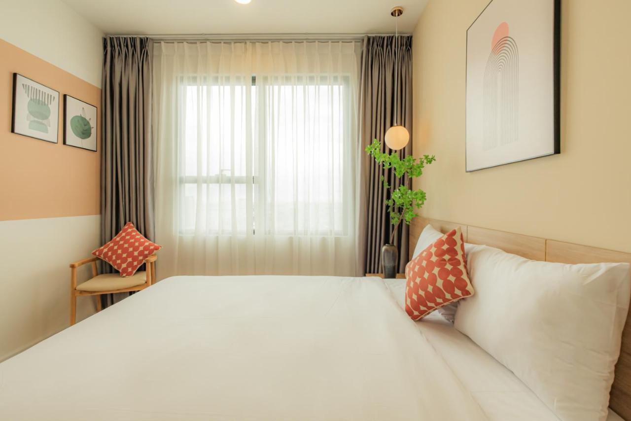 9Trip Stay In Soho Residence - 3 Bedrooms Apartment In District 1, Next To Bui Vien Walking Street - Free Saigon Nightlife Walking Tour Хошимин Экстерьер фото