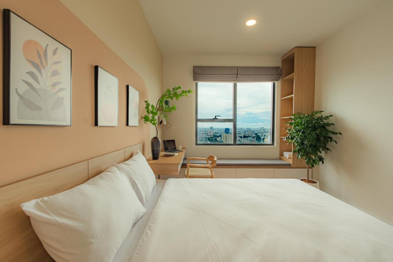 9Trip Stay In Soho Residence - 3 Bedrooms Apartment In District 1, Next To Bui Vien Walking Street - Free Saigon Nightlife Walking Tour Хошимин Экстерьер фото