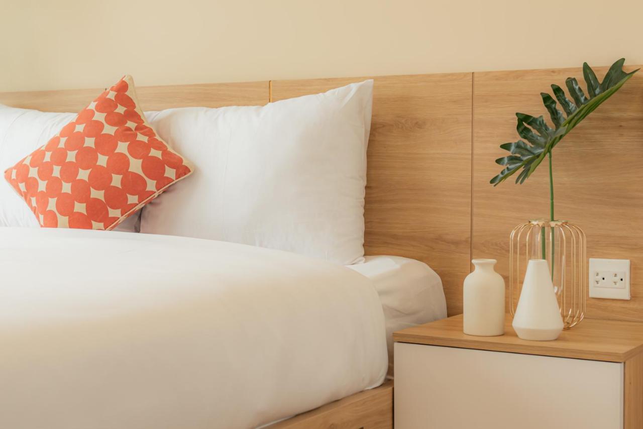 9Trip Stay In Soho Residence - 3 Bedrooms Apartment In District 1, Next To Bui Vien Walking Street - Free Saigon Nightlife Walking Tour Хошимин Экстерьер фото