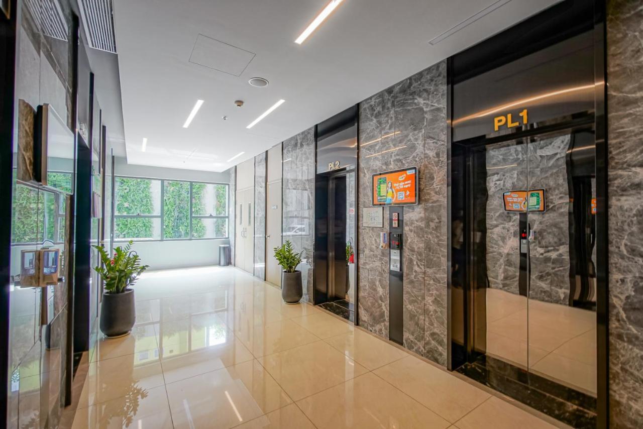9Trip Stay In Soho Residence - 3 Bedrooms Apartment In District 1, Next To Bui Vien Walking Street - Free Saigon Nightlife Walking Tour Хошимин Экстерьер фото